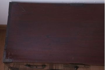 アンティーク家具　古民具・骨董　明治期　前面欅材の二段重ね庄内箪笥(衣装箪笥)