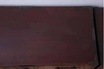 アンティーク家具　古民具・骨董　明治期　前面欅材の二段重ね庄内箪笥(衣装箪笥)