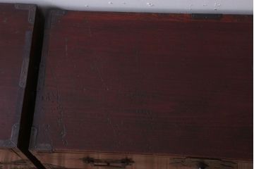 アンティーク家具　古民具・骨董　明治期　前面欅材の二段重ね庄内箪笥(衣装箪笥)