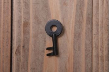 アンティーク家具　古民具・骨董　明治期　前面欅材の二段重ね庄内箪笥(衣装箪笥)