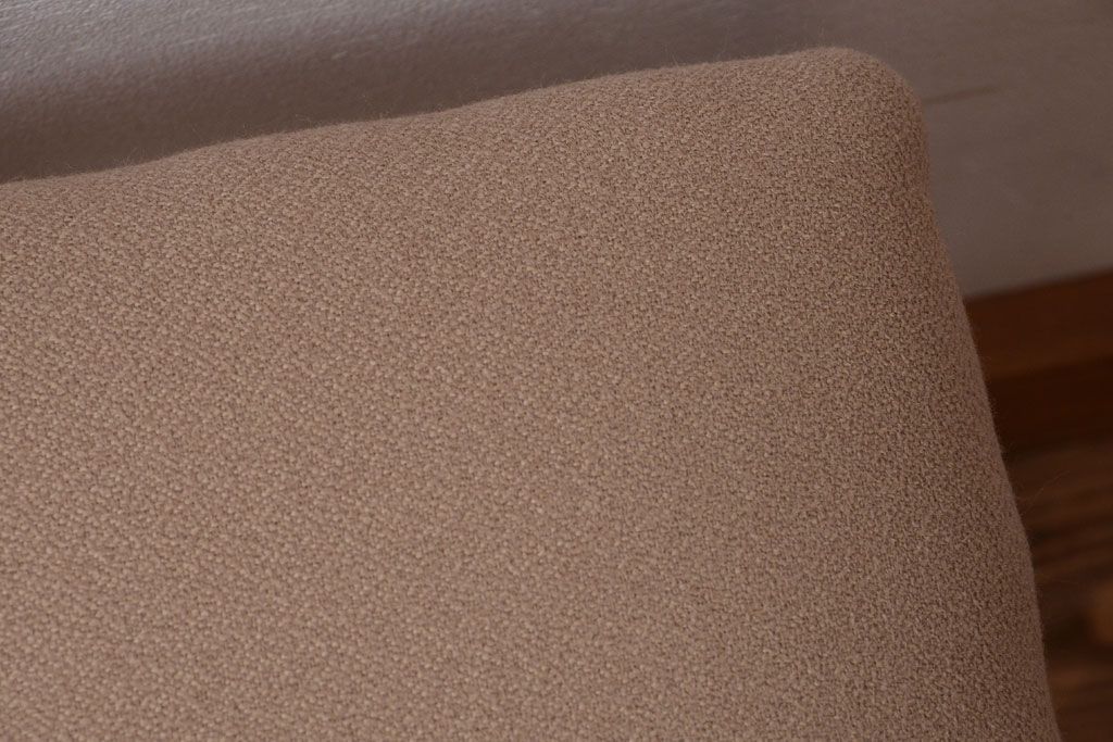 レトロ家具　アンティーク　古い木のレトロなクッション座面角スツール(2)