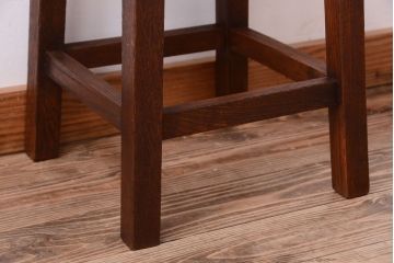 レトロ家具　アンティーク　古い木のレトロなクッション座面角スツール(2)