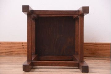 レトロ家具　アンティーク　古い木のレトロなクッション座面角スツール(2)
