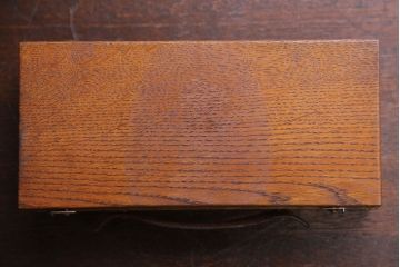 アンティーク雑貨　アンティーク　古い木製の小さな収納ケース(2)