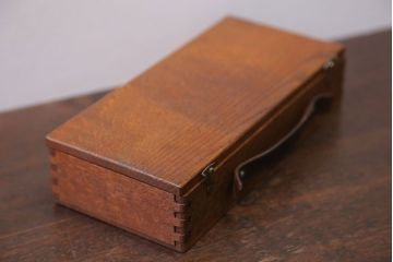 アンティーク雑貨　アンティーク　古い木製の小さな収納ケース(2)