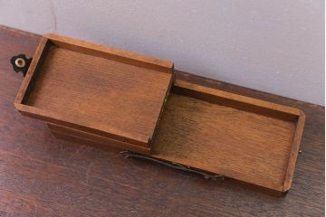 アンティーク雑貨　アンティーク　古い木製の小さな収納ケース(3)