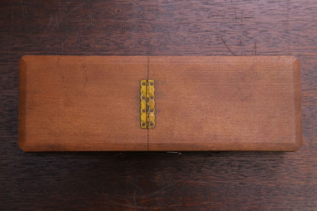 アンティーク雑貨　アンティーク　古い木製の小さな収納ケース(3)