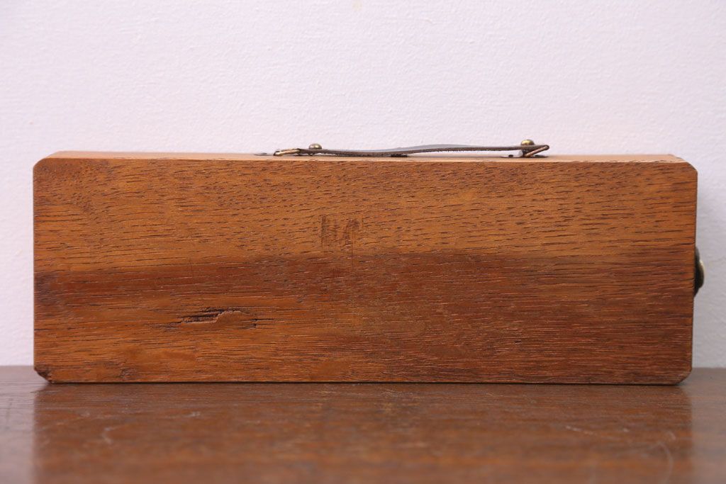 アンティーク雑貨　アンティーク　古い木製の小さな収納ケース(3)