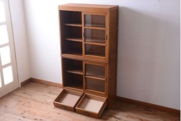 アンティーク家具　和製アンティーク　モールガラス入り!古い重ね収納棚