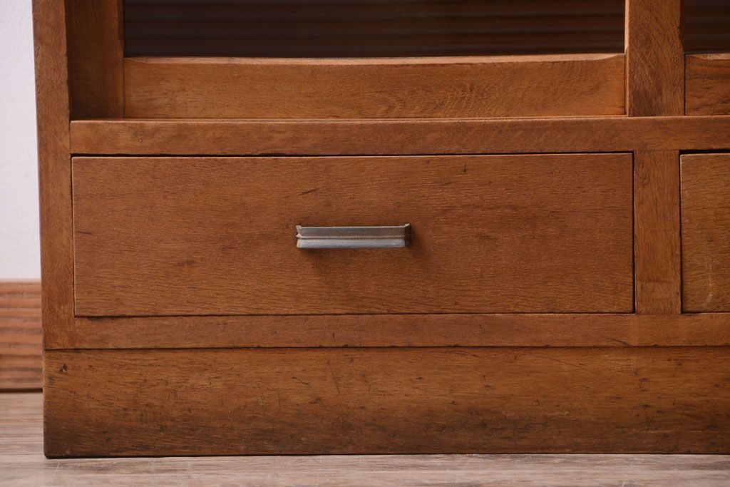 アンティーク家具　和製アンティーク　モールガラス入り!古い重ね収納棚