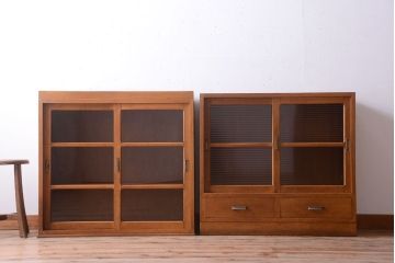 アンティーク家具　和製アンティーク　モールガラス入り!古い重ね収納棚