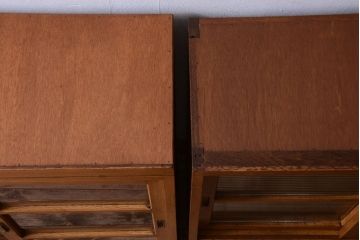 アンティーク家具　和製アンティーク　モールガラス入り!古い重ね収納棚