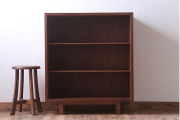 アンティーク家具　和製アンティーク　シンプルな古い木の脚付きオープンラック(棚)
