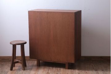 アンティーク家具　和製アンティーク　シンプルな古い木の脚付きオープンラック(棚)