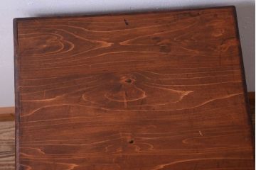 レトロ家具　昭和レトロ　古い木製の小ぶりなアンティーク収納棚(収納箱)