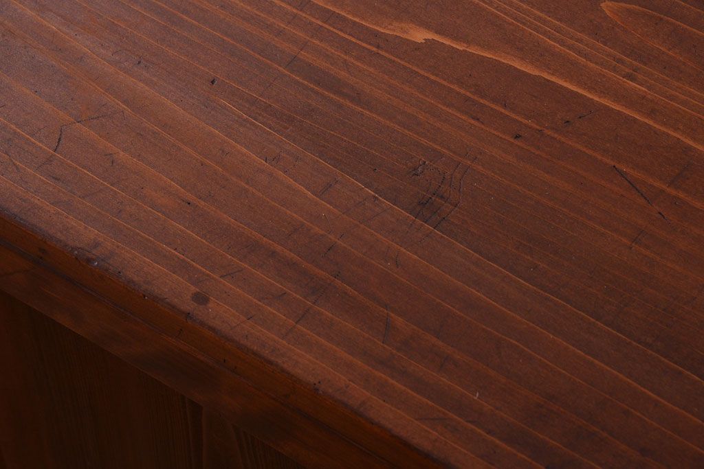 レトロ家具　昭和レトロ　古い木製の小ぶりなアンティーク収納棚(収納箱)