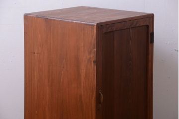 レトロ家具　昭和レトロ　古い木製の小ぶりなアンティーク収納棚(収納箱)