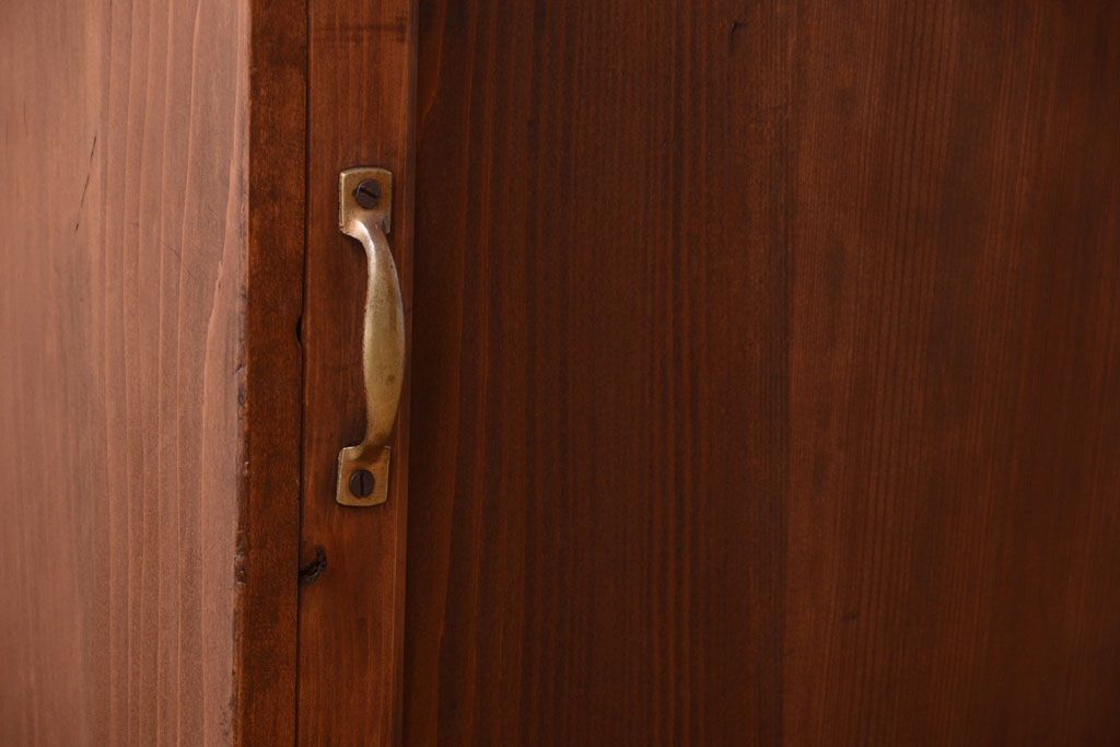 レトロ家具　昭和レトロ　古い木製の小ぶりなアンティーク収納棚(収納箱)