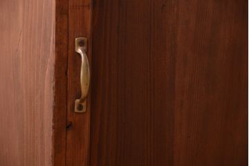 レトロ家具　昭和レトロ　古い木製の小ぶりなアンティーク収納棚(収納箱)