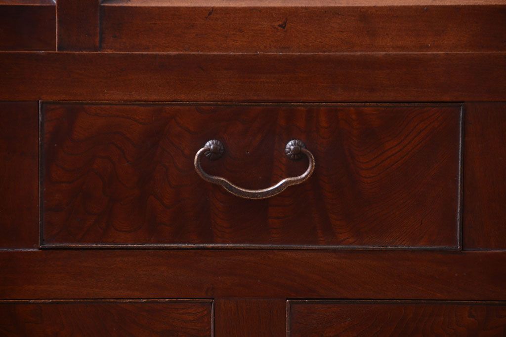 アンティーク家具　古民具・骨董　前面欅玉杢材!脚付き収納棚(キャビネット)