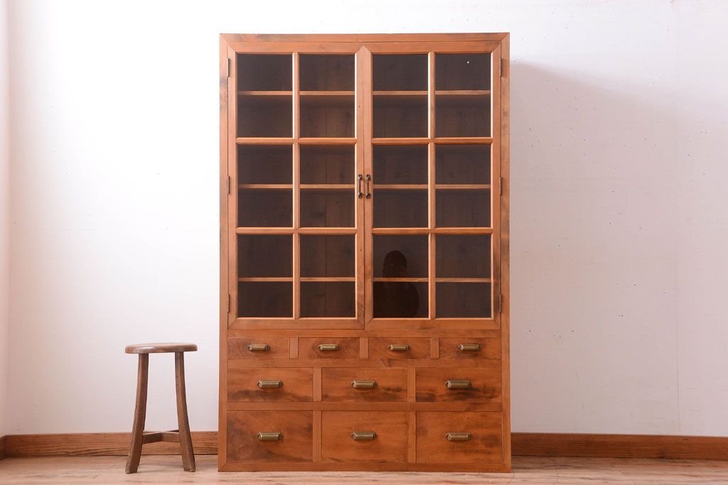 アンティーク家具　和製アンティーク　木味が美しい大ぶりな本箱(ブックケース)