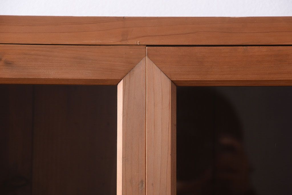 アンティーク家具　和製アンティーク　木味が美しい大ぶりな本箱(ブックケース)