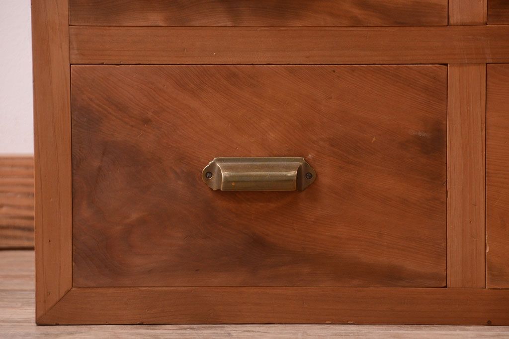 アンティーク家具　和製アンティーク　木味が美しい大ぶりな本箱(ブックケース)