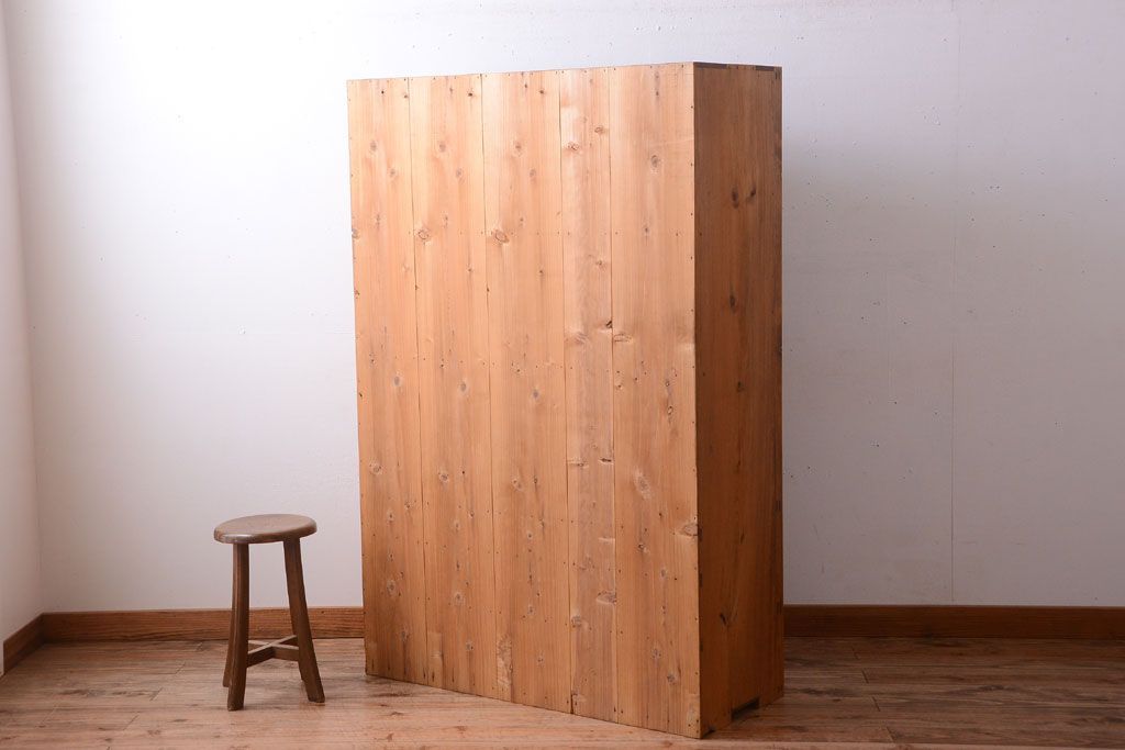 アンティーク家具　和製アンティーク　木味が美しい大ぶりな本箱(ブックケース)