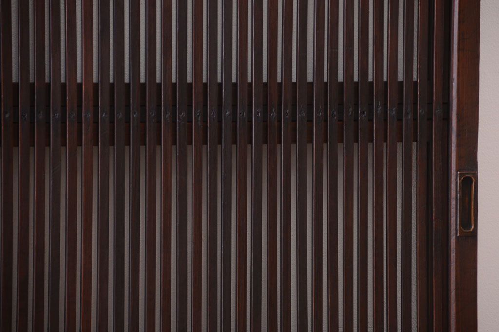 和製アンティーク　裏ガラス入り!古い木の格子戸2枚セット