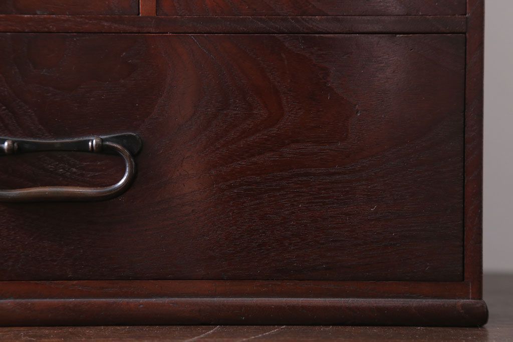 アンティーク家具　和製アンティーク　総桑材の高級小引き出し