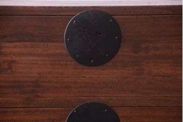 アンティーク家具　和製アンティーク　シンプルな丸金具の一本物桐箪笥(衣装箪笥、桐たんす)
