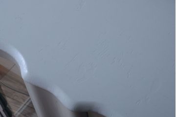 アンティーク家具　イギリスアンティーク　猫脚の上品なペイントガラスキャビネット(ガラスケース)