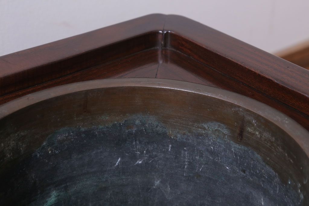 アンティーク雑貨　古民具・骨董　大正〜昭和初期　総桑材!座敷用火鉢(共箱)