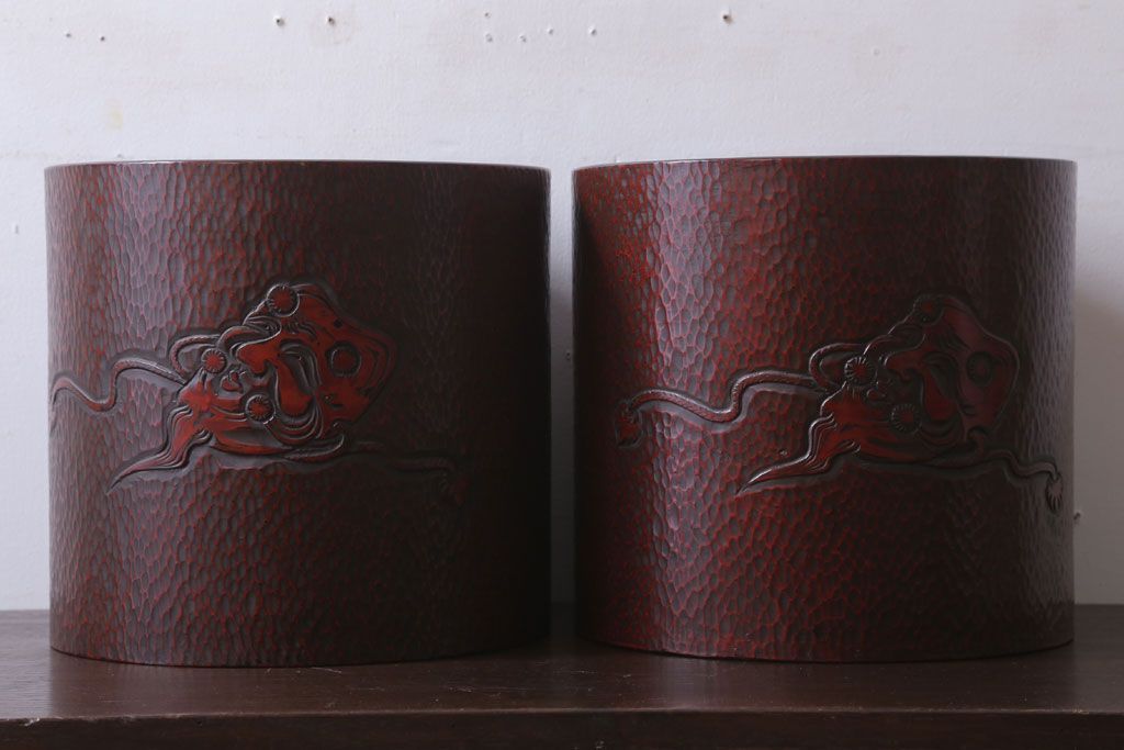 アンティーク雑貨　アンティーク　大正〜昭和初期　鎌倉彫火鉢一対(翁)