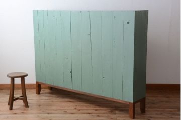 アンティーク家具 アンティークペイント 脚付き!大きなマス目棚(下駄箱)