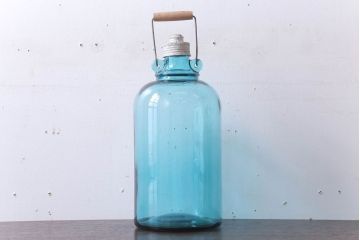 アンティーク雑貨　和製アンティーク　大正期　取っ手付き!古い青色ガラス瓶