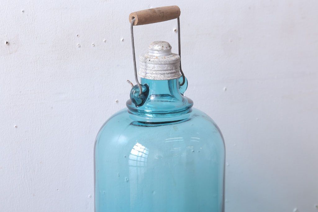 アンティーク雑貨　和製アンティーク　大正期　取っ手付き!古い青色ガラス瓶