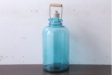 アンティーク雑貨　和製アンティーク　大正期　取っ手付き!古い青色ガラス瓶