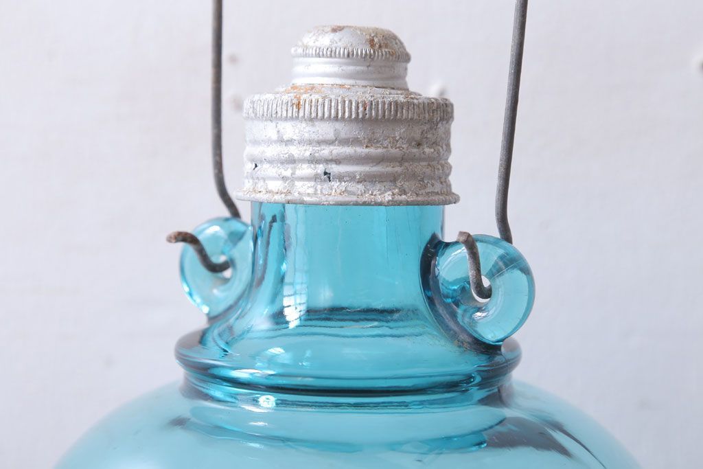 アンティーク雑貨　和製アンティーク　大正期　取っ手付き!古い青色ガラス瓶