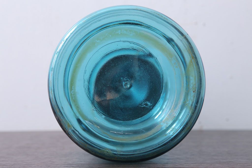 アンティーク雑貨　和製アンティーク　大正期　取っ手付き!古い青色ガラス瓶