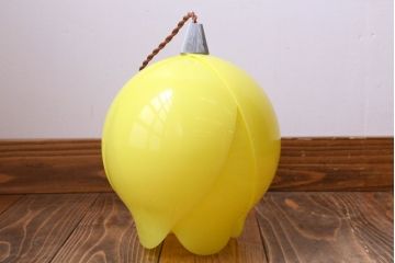 昭和レトロ　チューリップ型シェードの天井照明