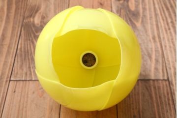 昭和レトロ　チューリップ型シェードの天井照明