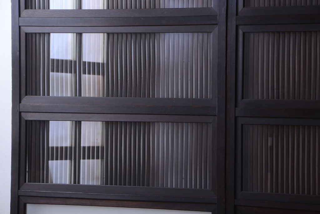 古民具・骨董　明治〜大正　腰板欅材!裏ガラス入りすりガラス帯格子戸4枚セット