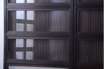 古民具・骨董　明治〜大正　腰板欅材!裏ガラス入りすりガラス帯格子戸4枚セット