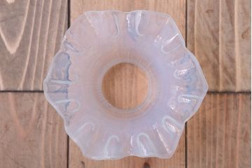 中古　ガラスのフリルシェードペンダントライト