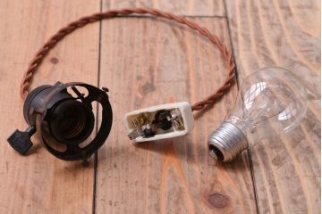 和製アンティーク　大正期　ミルクガラスシェードの天井照明