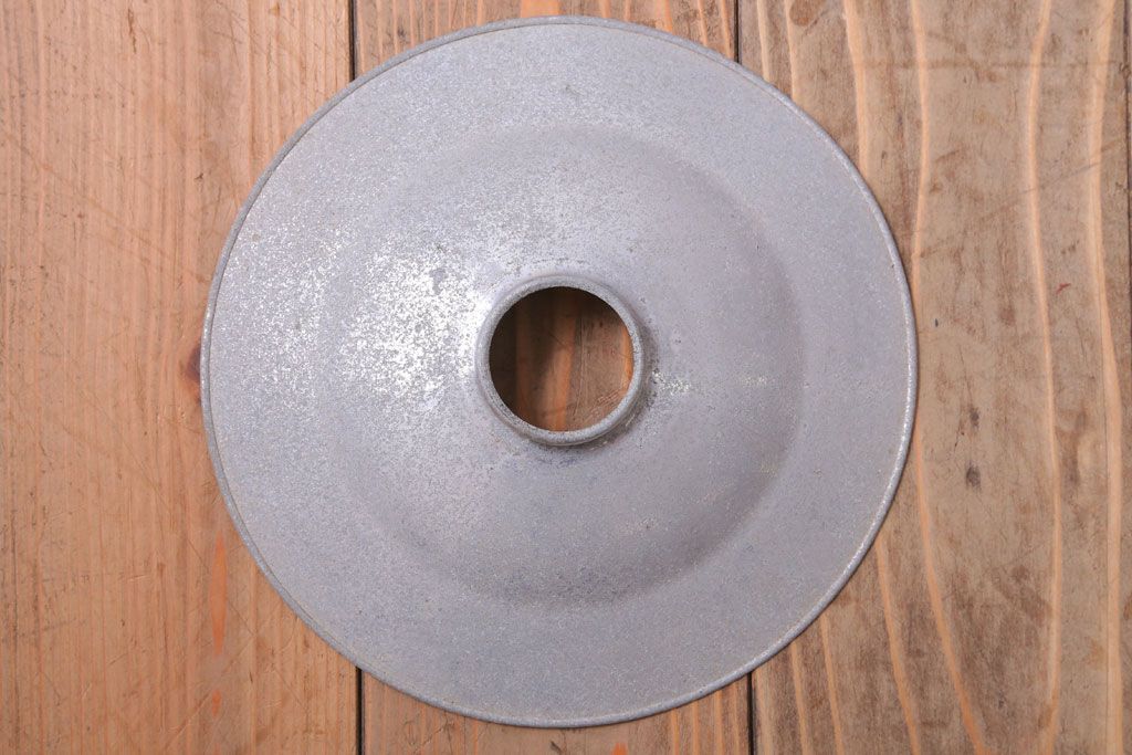 ビンテージ　ジャンクスタイル!アルミシェード平笠天井照明(1)