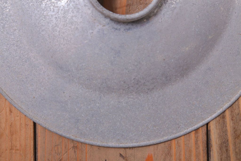 ビンテージ　ジャンクスタイル!アルミシェード平笠天井照明(1)