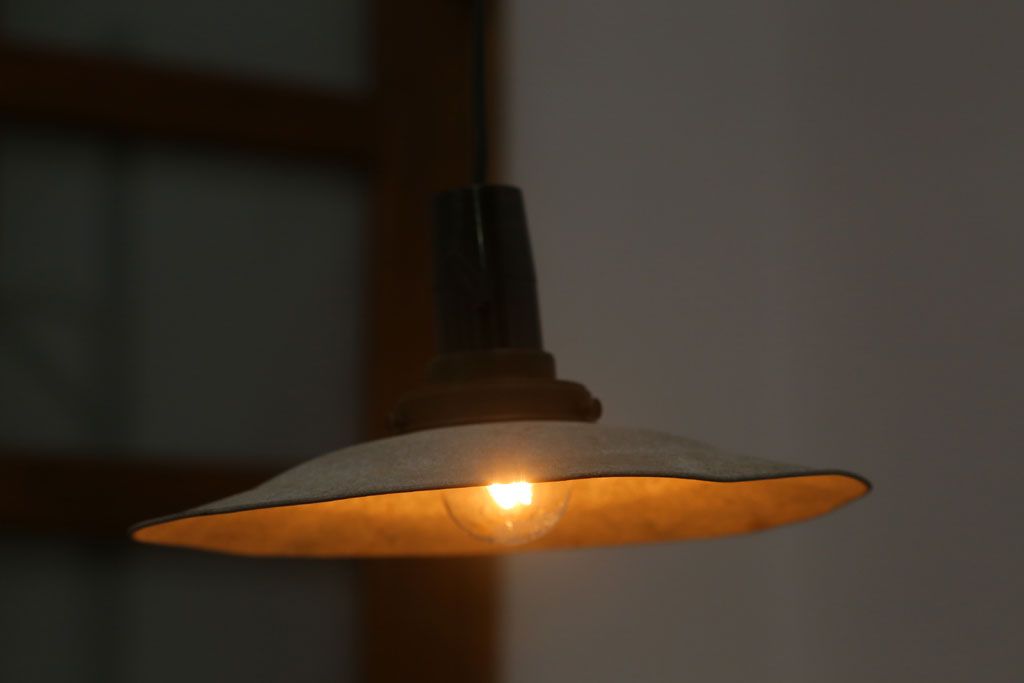 ビンテージ　ジャンクスタイル!アルミシェード平笠天井照明(2)