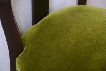 アンティーク家具　アンティーク　古いナラ材の小ぶりなチェア(椅子)